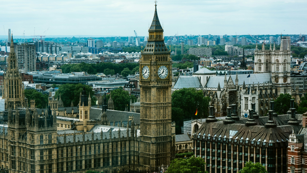 UK Ends Four-Year Ban on Crypto ETNs as FCA Expands Retail Access